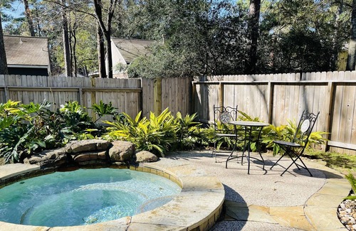 Grogan's Mill Casa | Cozy Home with Pool / Hot Tub in The Woodlands