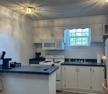 Holly Ridge Complejo | Cozy Home with Pool Access in Surf City