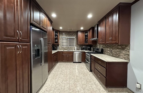 North Hollywood Casa | Cozy Home with Pool & Jacuzzi