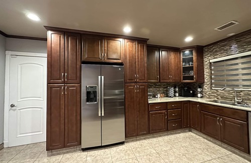 North Hollywood Casa | Cozy Home with Pool & Jacuzzi
