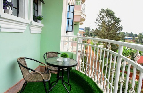 Embu Apartamento | Cozy & Homely Suite with Free Parking & Wi-Fi