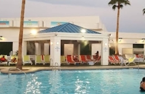 Las Vegas Apartamento | Cozy hotel suite in brilliant Las Vegas with spectacular views and luxury living