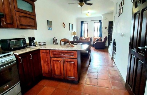 Ciudad Vieja Condominio | Cozy House, 10 min.to Antigua G, 2 guest, 1 Room, Full Bed
