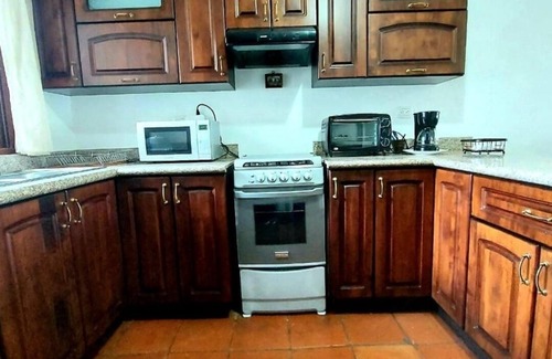 Ciudad Vieja Condominio | Cozy House, 10 min.to Antigua G, 2 guest, 1 Room, Full Bed