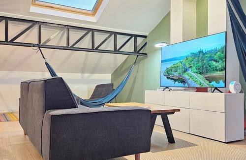 Pompey Casa | Cozy house 10min from Nancy with hanging net for up to 6 people.