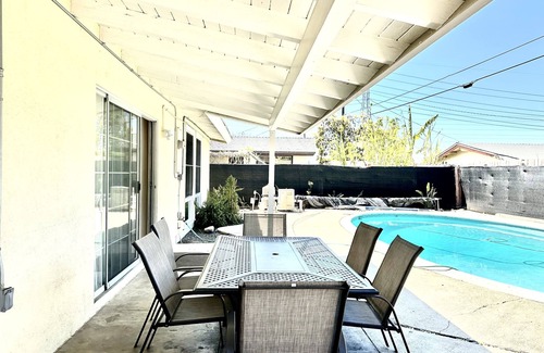 Southwest Anaheim Casa | Cozy house 3Beds, 2 Baths, Swiming Pool near Disney Land