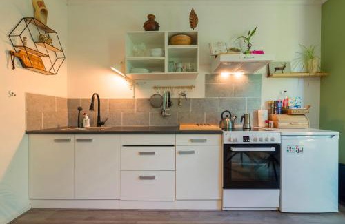 Municipality of Nijmegen Apartamento | Cozy House - fietsverhuur, eigen keuken en badkamer