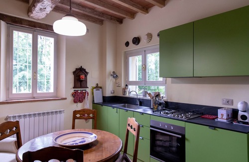 Parma Casa | Cozy house, in a villa nestled in the Parma countryside.