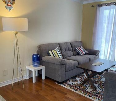 Brossard Casa | Cozy house in Brossard