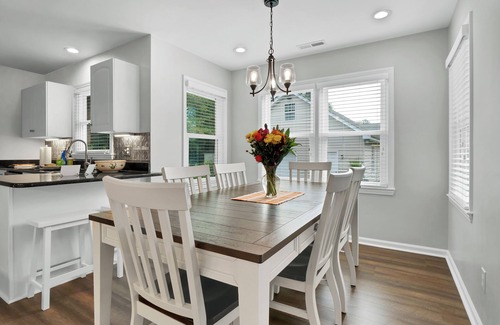 Wilmington Casa | Cozy house in established neighborhood. Recently remodeled. Centrally located.