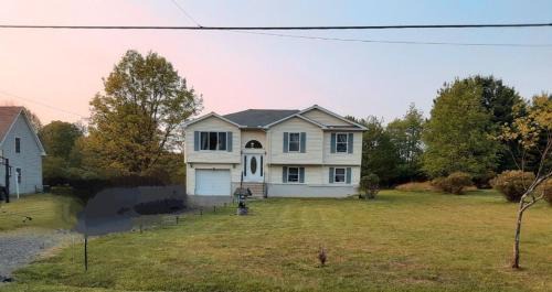 Long Pond Apartamento | Cozy House in Long Pond 3 bedrooms 10 people
