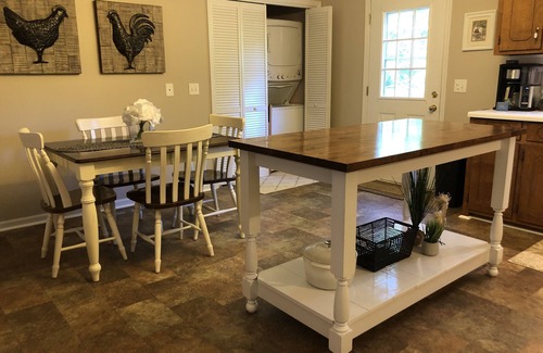 Pittsville Casa | Private house on Leesville Lake