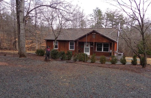 Pittsville Casa | Private house on Leesville Lake