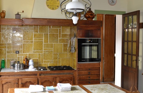 Longchamp Villa | Acogedora casa en el campo, parque y tenis, billar, Côte des vins