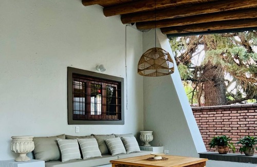 Godoy Cruz Casa | Cozy house located in the heart of Chacras de Coria- Malbec zone!