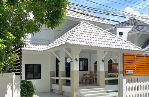 Saen Suk Casa | Cozy House- Private house 50m. from Bangsean Beach