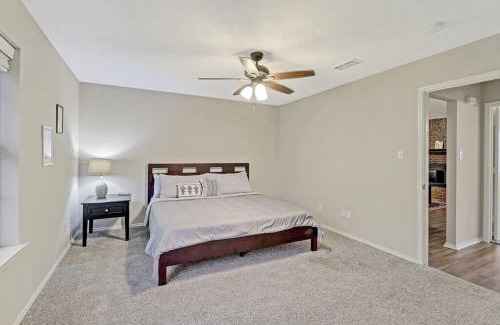 Saginaw Casa | cozy house Saginaw TX 3BR 2BA Sleeps 10 just 12 minutes downtown fort worth