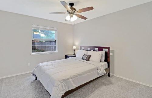 Saginaw Casa | cozy house Saginaw TX 3BR 2BA Sleeps 10 just 12 minutes downtown fort worth