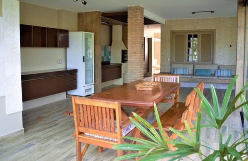 Paripueira Casa | Acogedora casa con piscina, espacio gourmet, seguridad las 24 horas, a 100 metros de la playa