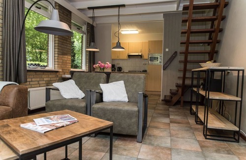 Bisselt Casa | Acogedora casa con chimenea en un parque de vacaciones en un espacio natural