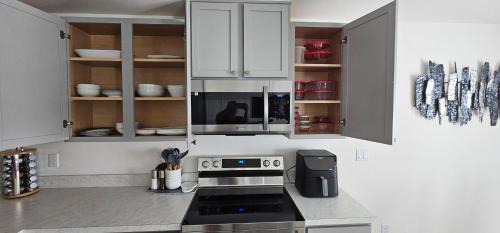 Port Charlotte Casa | Cozy house with a Heated Swim spa