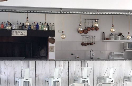 Puerto Madryn Casa | Acogedora casa con pileta , a 10 minutos de la playa y el centro