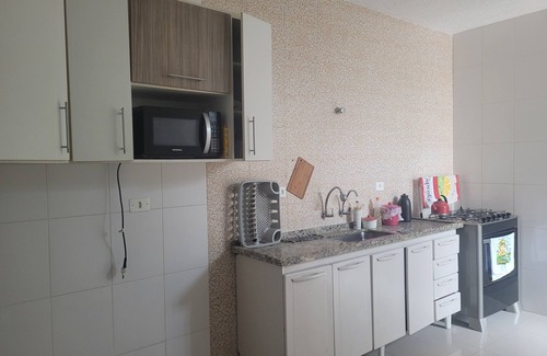 Jardim Itapoan Casa | Cozy house with pool