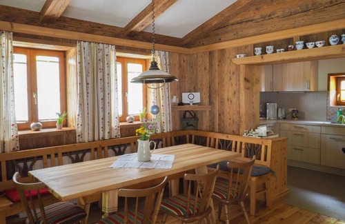Zell am See Cabina | Acogedora cabaña, en una zona tranquila con vistas a las montañas y cerca del lago.