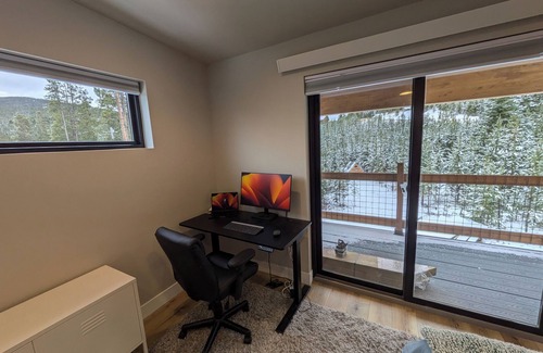 Georgetown Casa | Cozy In The Trees - Enjoy our 3-bedroom 3 full bath house