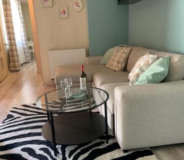 Tomaszow Mazowiecki Apartamento | Cozy Independent guest apartment, free parking