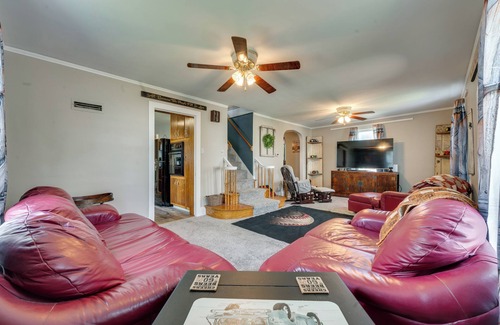 Dyersville Casa | Cozy Iowa Getaway w/ Patio & Fenced-In Yard!