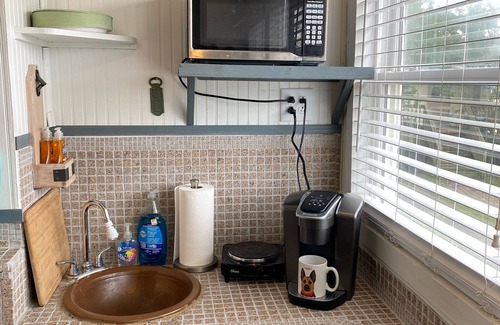 Ocracoke Cabaña | Cosy Island Cottage, ubicado en el corazón del pueblo