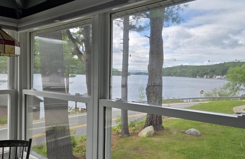 Alton Bay Casa | Spacious 4-bedroom house with, Private Beach, WiFi, AC in peaceful Alton