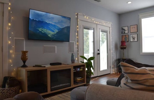 Inman Apartamento | Cozy Lakefront Apartment