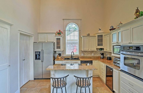 Benton Casa | Lakefront Benton Home - 25 minutos a Shreveport