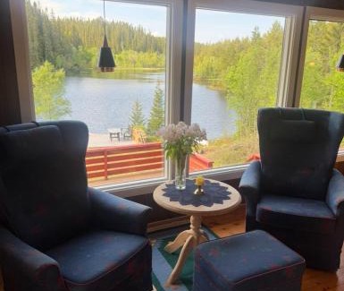 Skaun Otro | Cozy lakeside cabin