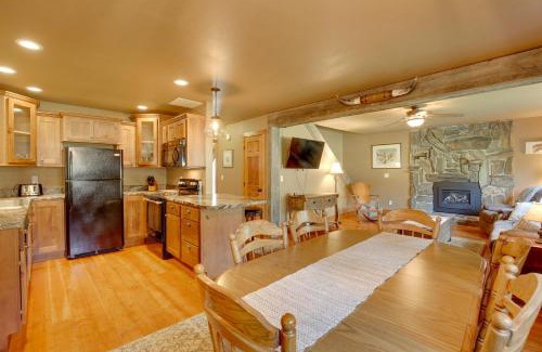 Lead Casa | Cozy Lead Cabin with Deck Less Than 1 Mi to Ski Slopes!