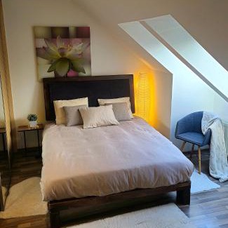 Kesklinn Apartamento | Cozy Little Penthouse Free Parking