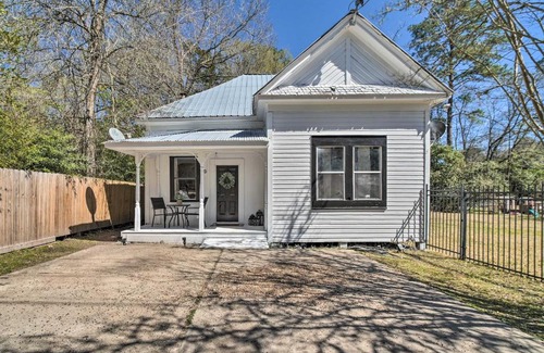 Livingston Casa | Cozy Livingston House with Fenced Yard and Patio!