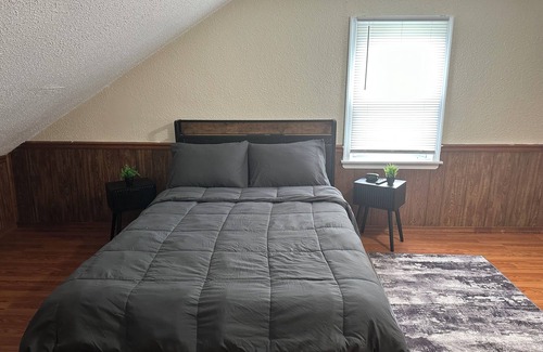Bear Apartamento | Peaceful stay above ink shop