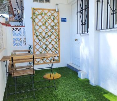 Cerrado de Calderon Apartamento | "COZY LOFT", TERRACE, PARKING and SWIMMING POOL