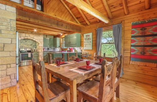 Fischer Cabina | Cozy Log Cabin w/Fireplace, Grill, & Wildlife Views