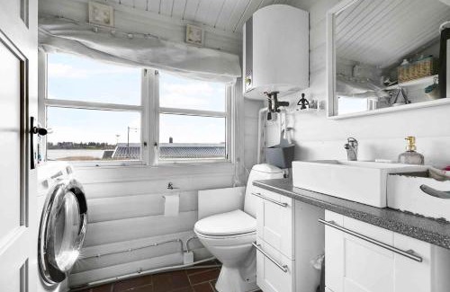 Kirke Saaby Casa | Cozy Log Cabin With A View Of The Water