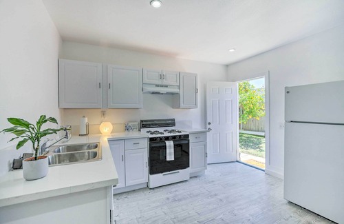 Lompoc Apartamento | Cozy Lompoc Studio w/ Patio ~ 9 Mi to Beach