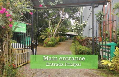 Manuel Antonio Apartamento | Cozy "LORITO" Apartment at MANUEL ANTONIO/4 People