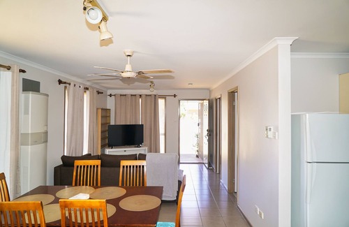 Werribee Casa | COZY LOVELY LITTLE HOUSE IN WERRIBEE