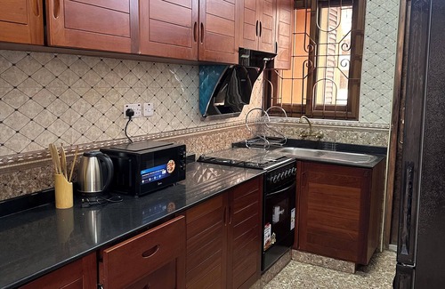 Mchafukoge Apartamento | Cozy & luxurious 3-BRM Apartment in the heart of Dar es Salaam