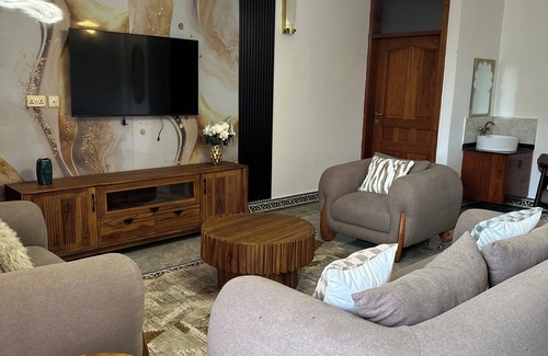 Mchafukoge Apartamento | Cozy & luxurious 3-BRM Apartment in the heart of Dar es Salaam