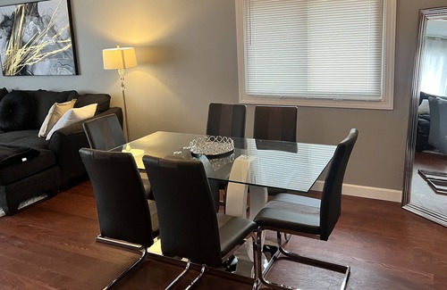 Calumet City Apartamento | Cozy Luxury Condo w/ Patio
