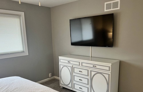 Calumet City Apartamento | Cozy Luxury Condo w/ Patio